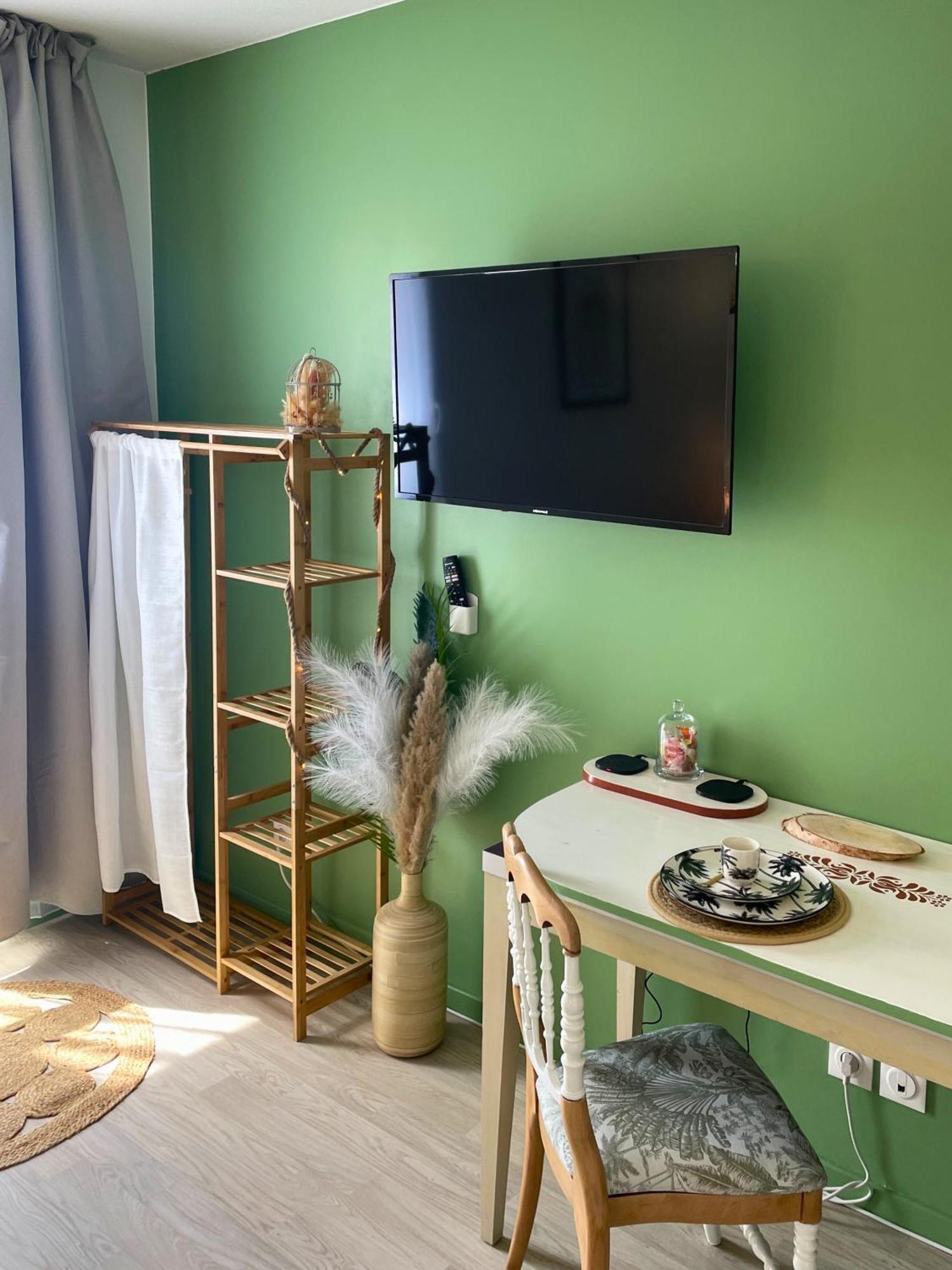 Boudoir - Clim-Wifi-Twin-Gare Διαμέρισμα Λούρδη Εξωτερικό φωτογραφία